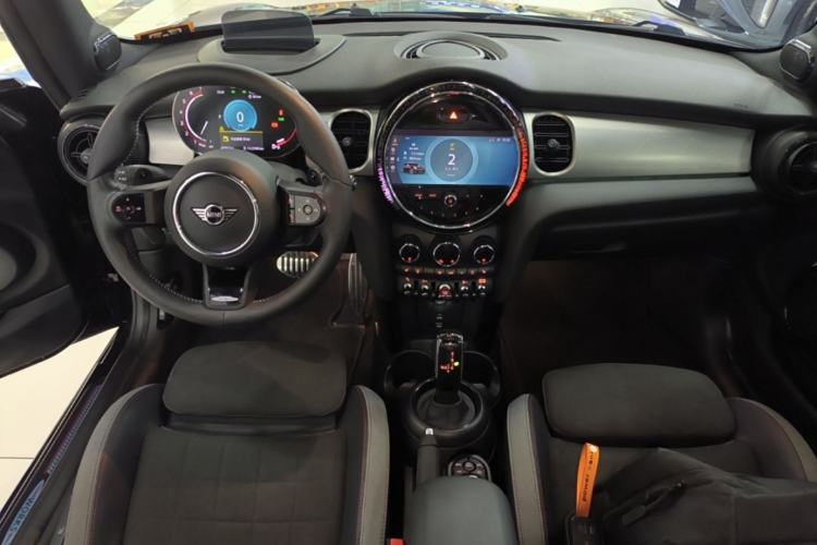 Used MINI JCW 2022 2.0T JOHN COOPER WORKS ALL-IN Center Console
