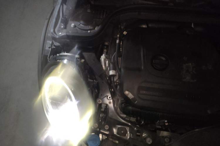 Used MINI JCW 2022 Refresh 2.0T JOHN COOPER WORKS ALL-IN Engine Bay Right