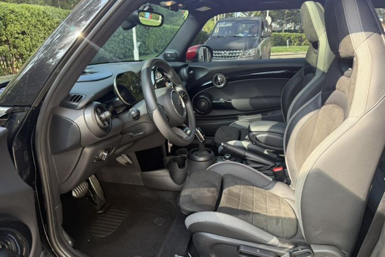 Used MINI JCW 2022 2.0T JOHN COOPER WORKS ALL-IN Interior 6