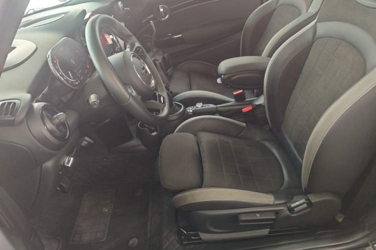 Used MINI JCW 2022 2.0T JOHN COOPER WORKS ALL-IN Left Front Seat