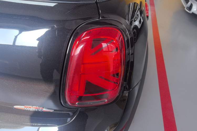 Used MINI JCW 2022 Refresh 2.0T JOHN COOPER WORKS ALL-IN Right Rear Taillight