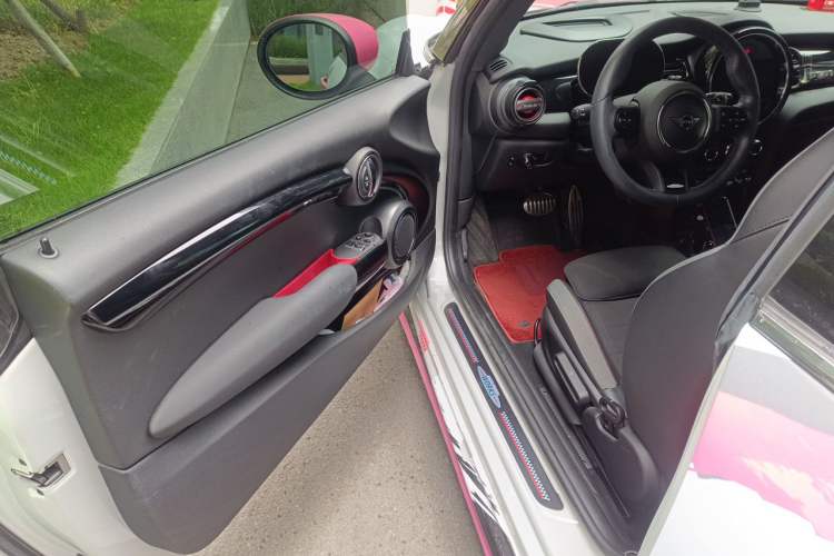 Used MINI JCW 2022 2.0T JOHN COOPER WORKS ALL-IN Driver Seat