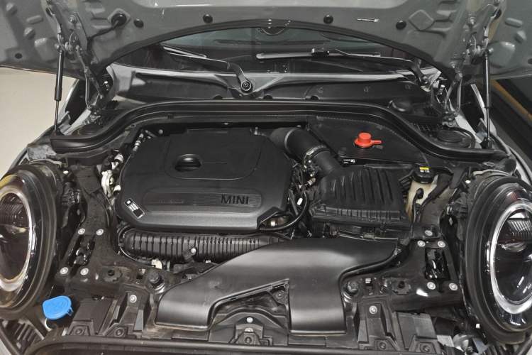Used MINI JCW 2022 2.0T JOHN COOPER WORKS ALL-IN Engine Bay