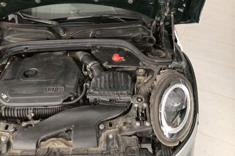 Used MINI JCW 2022 Refresh 2.0T JOHN COOPER WORKS ALL-IN Engine Bay Left