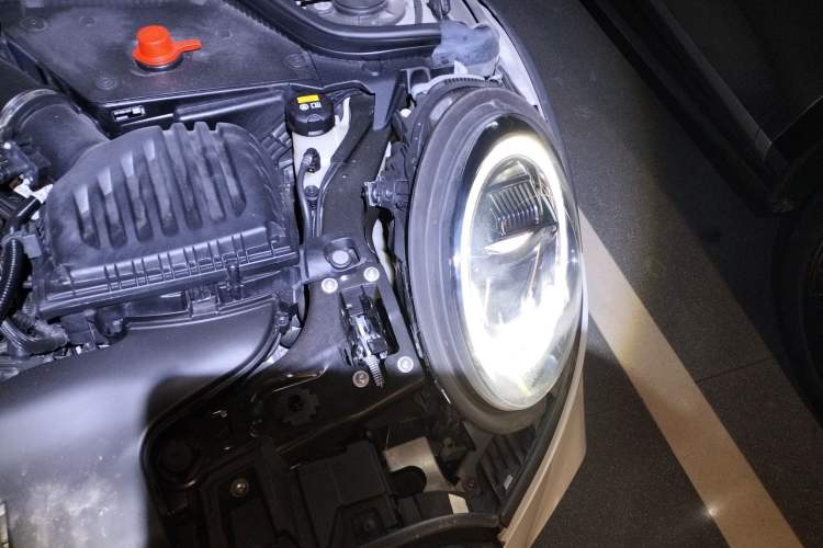 Used MINI JCW 2022 Refresh 2.0T JOHN COOPER WORKS ALL-IN Engine Bay Left