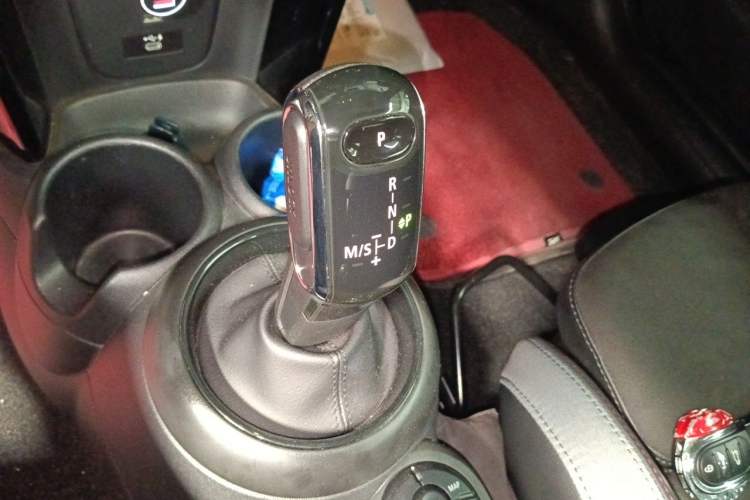 Used MINI JCW 2022 2.0T JOHN COOPER WORKS ALL-IN Gear Lever