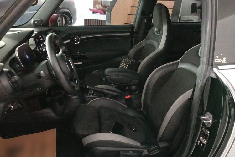 Used MINI JCW 2022 Refresh 2.0T JOHN COOPER WORKS ALL-IN Left Front Seat