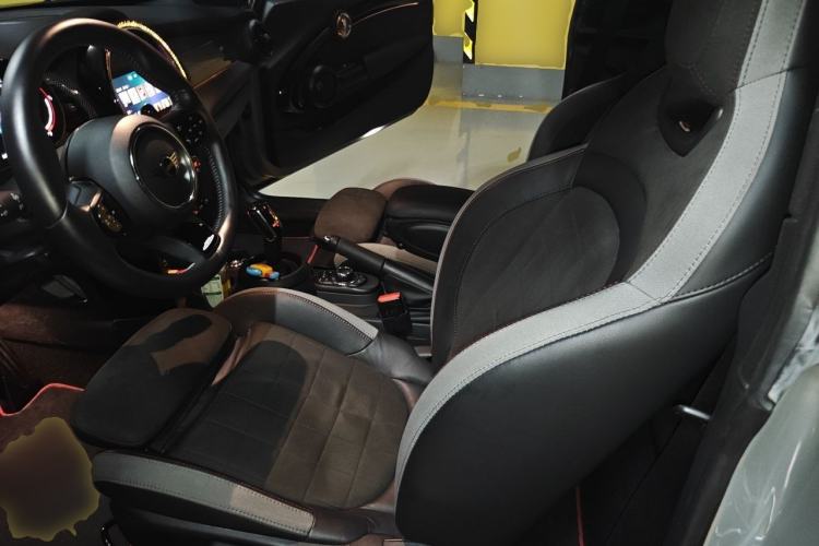 Used MINI JCW 2022 2.0T JOHN COOPER WORKS ALL-IN Left Front Seat