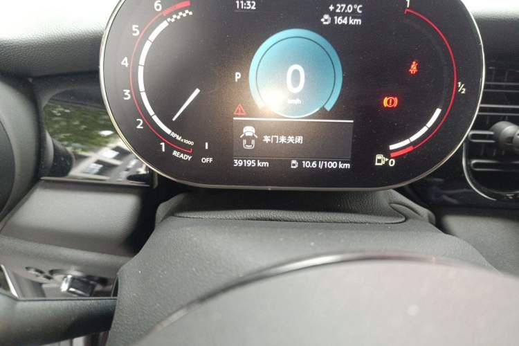 Used MINI JCW 2022 2.0T JOHN COOPER WORKS ALL-IN Odometer Close Up
