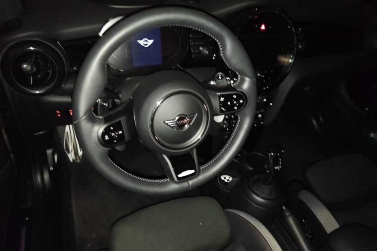 Used MINI JCW 2022 Refresh 2.0T JOHN COOPER WORKS ALL-IN Steering Wheel