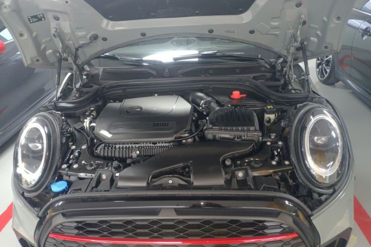 Used MINI JCW 2022 2.0T JOHN COOPER WORKS ALL-IN Engine Bay