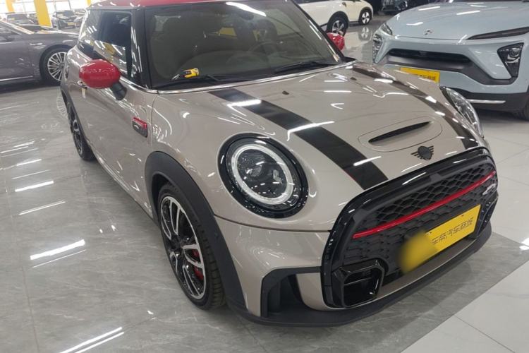Used MINI JCW 2022 Refresh 2.0T JOHN COOPER WORKS ALL-IN Front Right 45 Deg