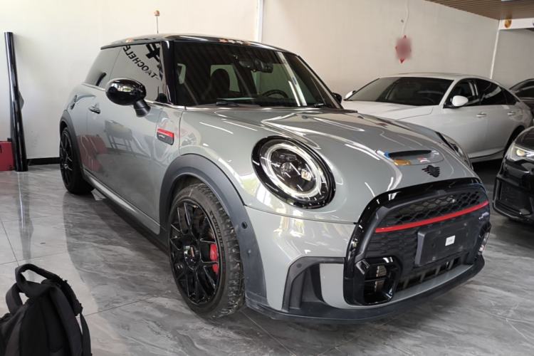 Used MINI JCW 2022 Refresh 2.0T JOHN COOPER WORKS ALL-IN Front Right 45 Deg