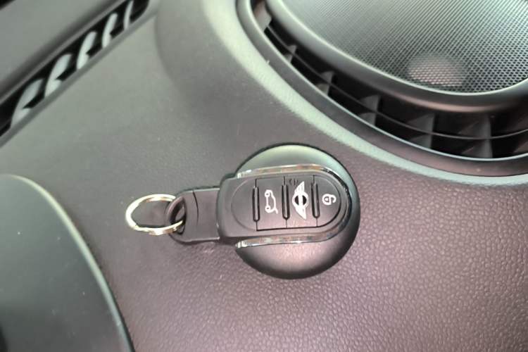 Used MINI JCW 2022 Refresh 2.0T JOHN COOPER WORKS ALL-IN Interior 1