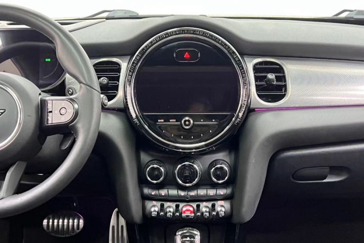 Used MINI JCW 2022 2.0T JOHN COOPER WORKS ALL-IN Interior 15