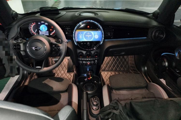 Used MINI JCW 2022 2.0T JOHN COOPER WORKS ALL-IN Interior 2