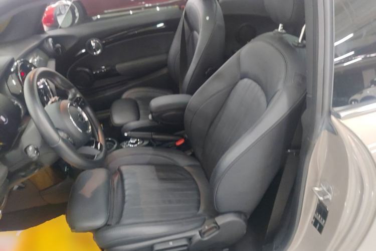 Used MINI JCW 2022 Refresh 2.0T JOHN COOPER WORKS ALL-IN Left Front Seat