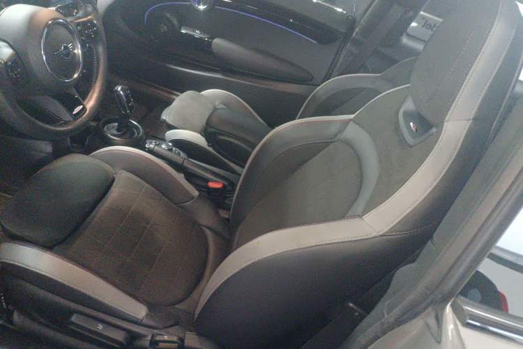 Used MINI JCW 2022 2.0T JOHN COOPER WORKS ALL-IN Left Front Seat