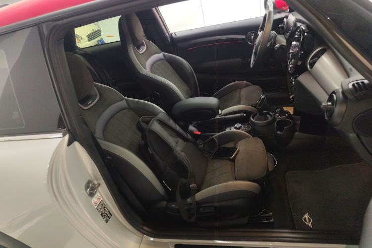 Used MINI JCW 2022 2.0T JOHN COOPER WORKS ALL-IN Right Front Seat