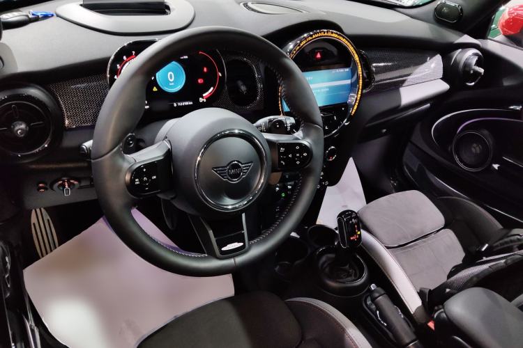Used MINI JCW 2022 2.0T JOHN COOPER WORKS ALL-IN Center Console