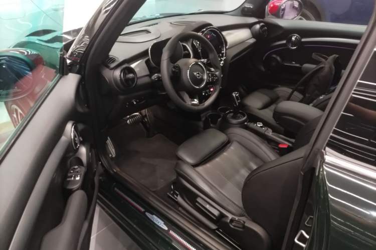 Used MINI JCW 2022 2.0T JOHN COOPER WORKS ALL-IN Driver Seat