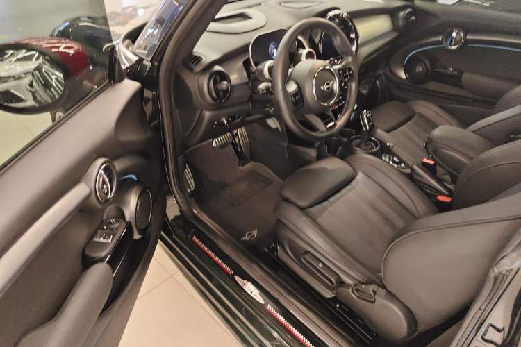 Used MINI JCW 2022 2.0T JOHN COOPER WORKS ALL-IN Driver Seat