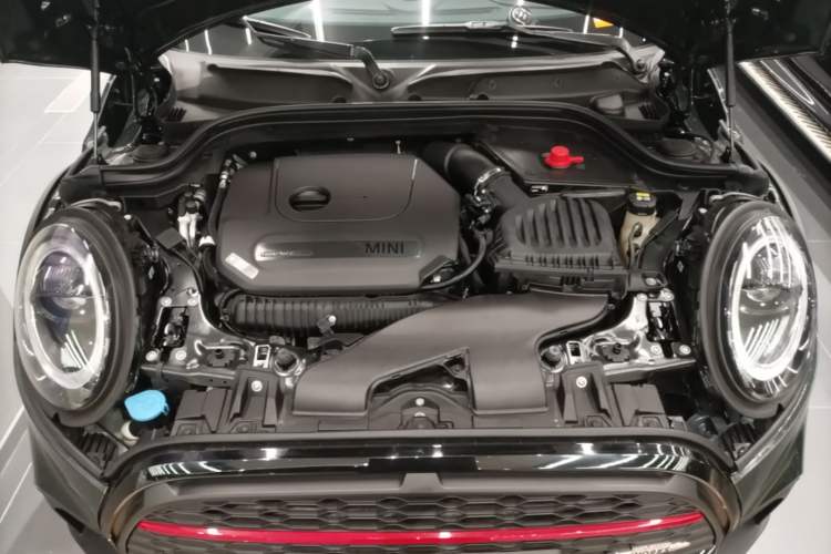 Used MINI JCW 2022 2.0T JOHN COOPER WORKS ALL-IN Engine Bay