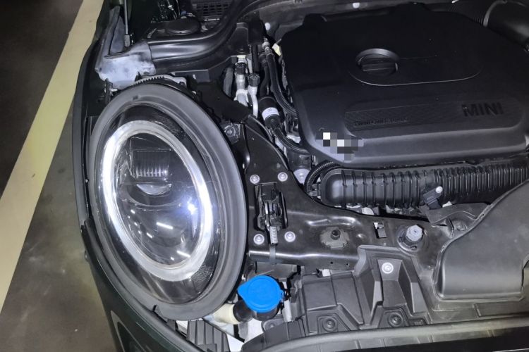 Used MINI JCW 2022 Refresh 2.0T JOHN COOPER WORKS ALL-IN Engine Bay Right