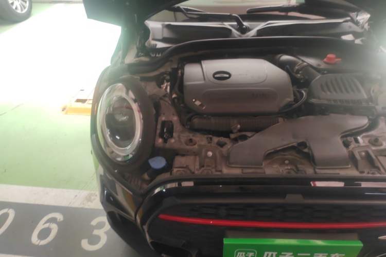 Used MINI JCW 2022 2.0T JOHN COOPER WORKS ALL-IN Engine Bay Right