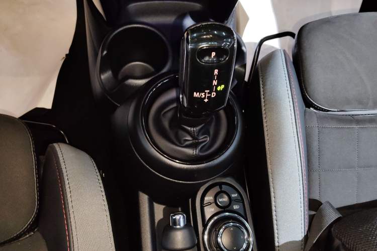 Used MINI JCW 2022 2.0T JOHN COOPER WORKS ALL-IN Gear Lever