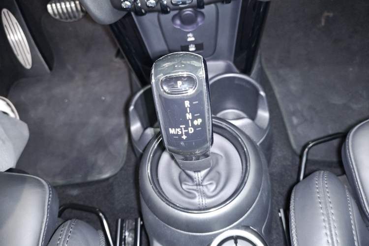 Used MINI JCW 2022 2.0T JOHN COOPER WORKS ALL-IN Gear Lever