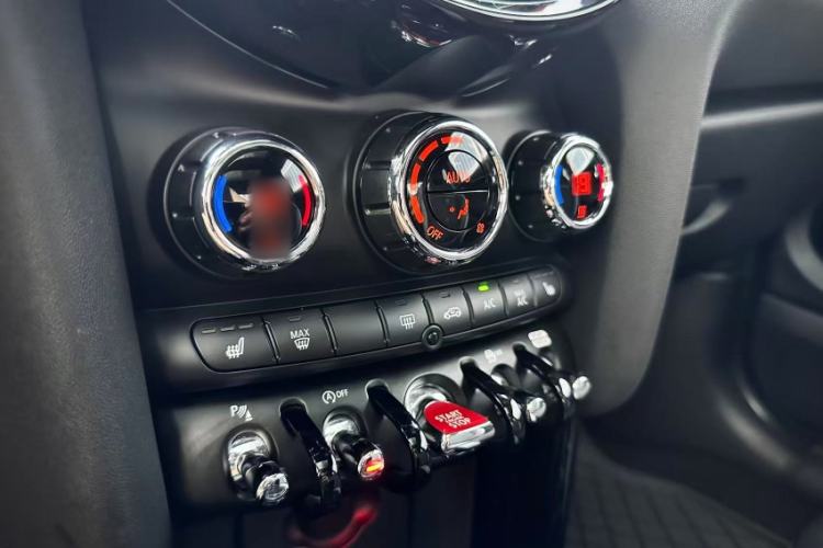 Used MINI JCW 2022 2.0T JOHN COOPER WORKS ALL-IN Interior 10