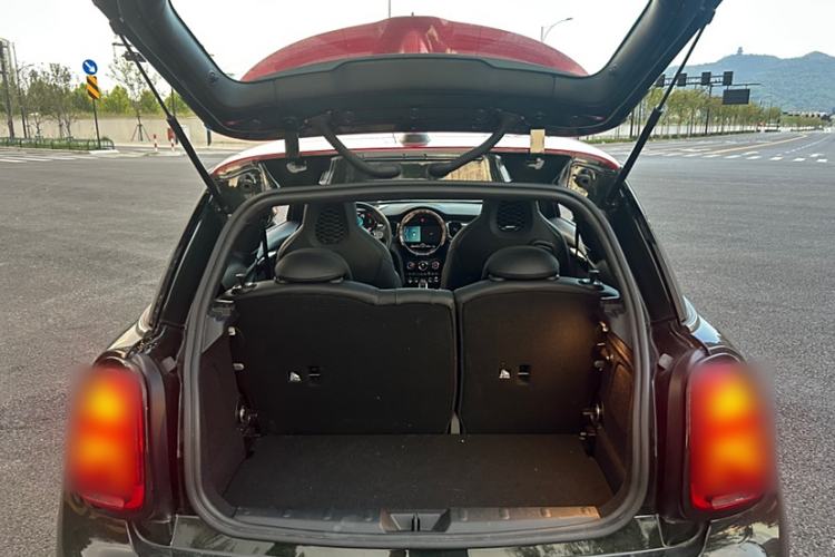 Used MINI JCW 2022 2.0T JOHN COOPER WORKS ALL-IN Interior 11