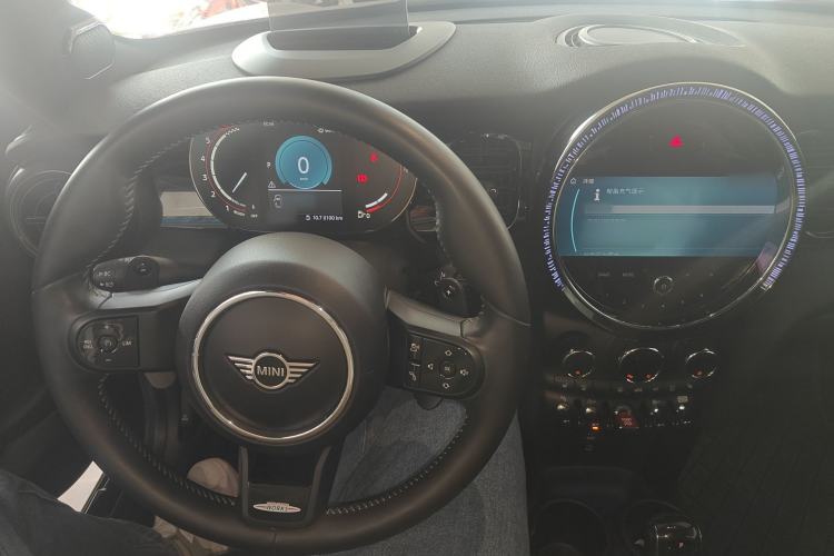 Used MINI JCW 2022 2.0T JOHN COOPER WORKS ALL-IN Interior 2