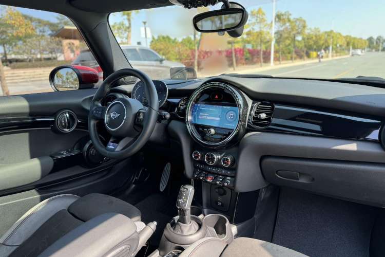 Used MINI JCW 2022 2.0T JOHN COOPER WORKS ALL-IN Interior 2