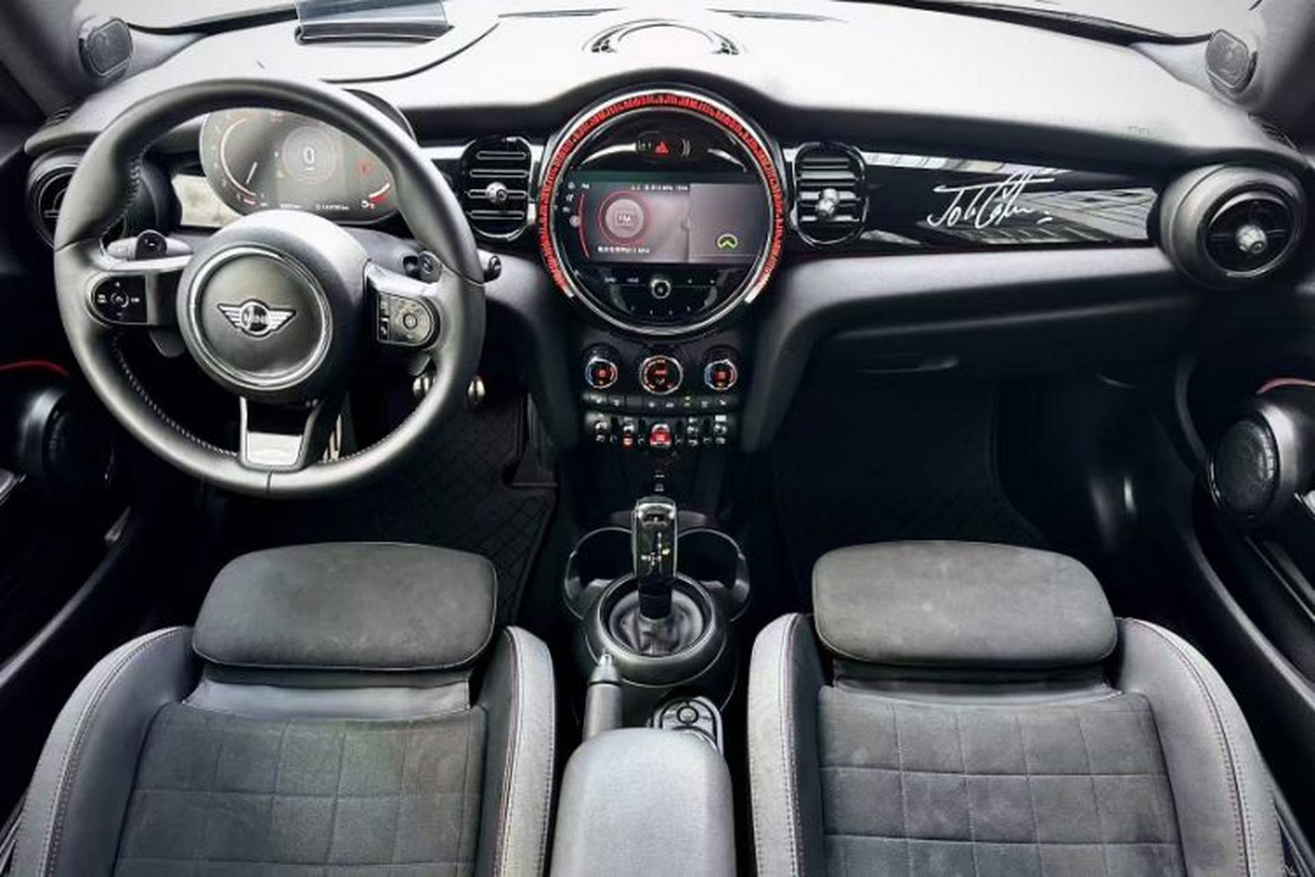 Used MINI JCW 2022 2.0T JOHN COOPER WORKS ALL-IN Interior 8