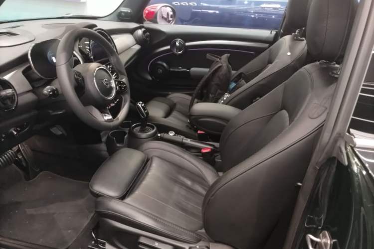 Used MINI JCW 2022 2.0T JOHN COOPER WORKS ALL-IN Left Front Seat
