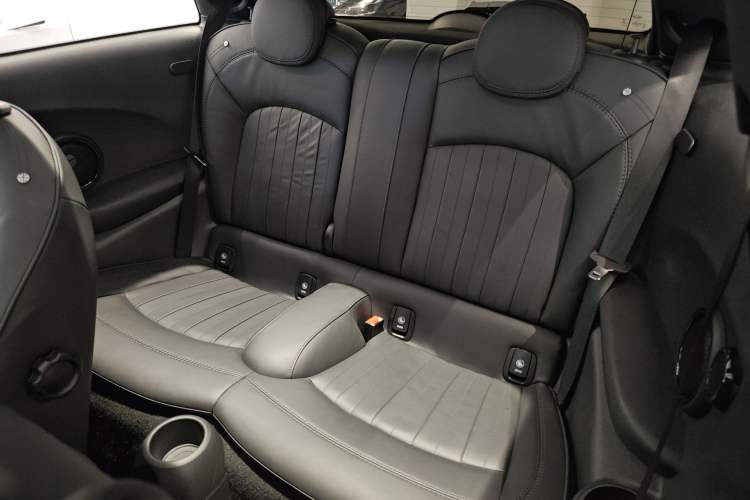 Used MINI JCW 2022 2.0T JOHN COOPER WORKS ALL-IN Left Rear Seat