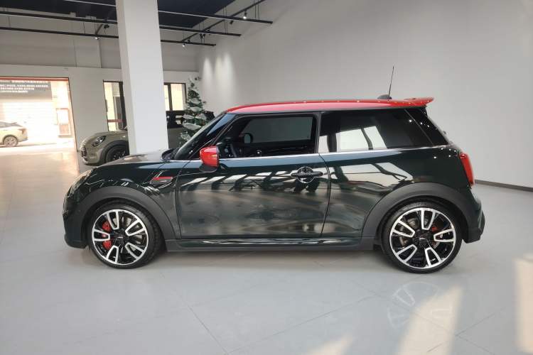 Used MINI JCW 2022 2.0T JOHN COOPER WORKS ALL-IN Left Side