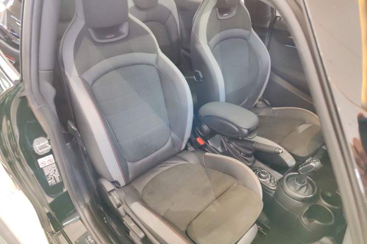Used MINI JCW 2022 2.0T JOHN COOPER WORKS ALL-IN Right Front Seat