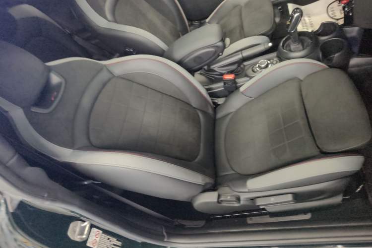 Used MINI JCW 2022 2.0T JOHN COOPER WORKS ALL-IN Right Front Seat