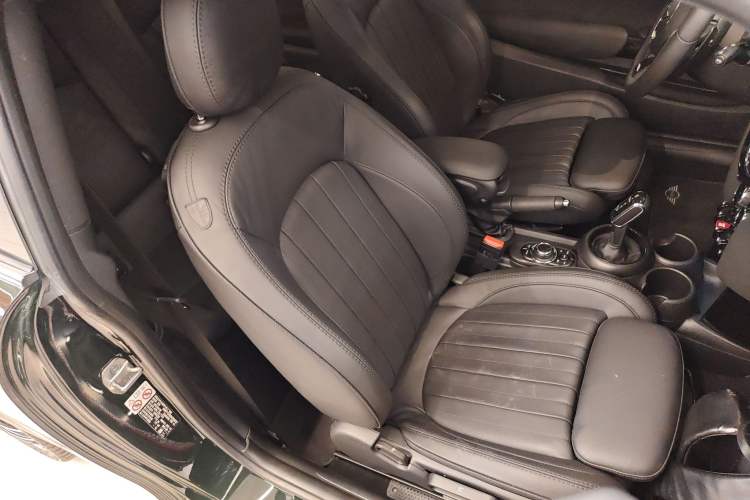 Used MINI JCW 2022 2.0T JOHN COOPER WORKS ALL-IN Right Front Seat