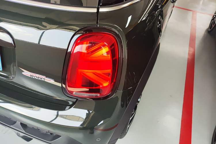 Used MINI JCW 2022 2.0T JOHN COOPER WORKS ALL-IN Right Rear Taillight