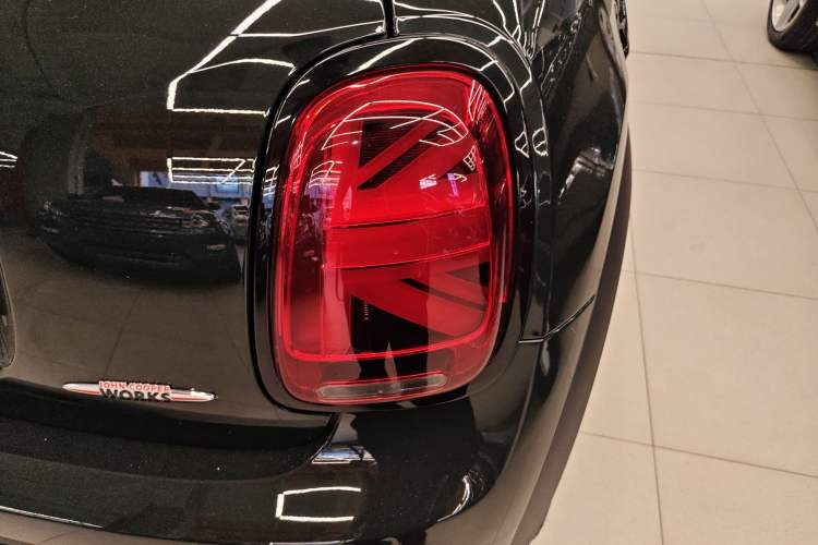 Used MINI JCW 2022 2.0T JOHN COOPER WORKS ALL-IN Right Rear Taillight