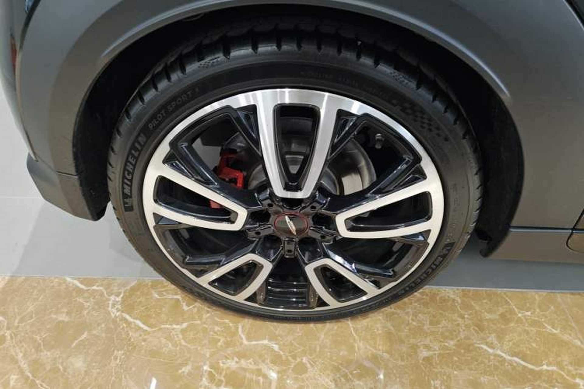 Used MINI JCW 2022 2.0T JOHN COOPER WORKS ALL-IN Right Rear Wheel Hub