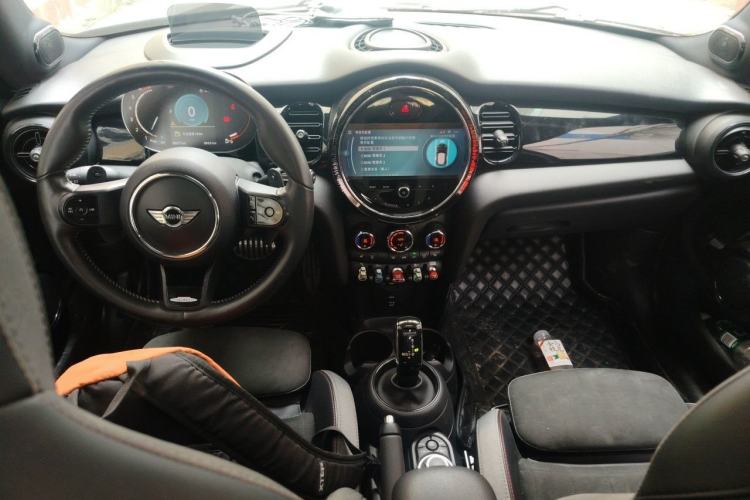 Used MINI JCW 2022 2.0T JOHN COOPER WORKS ALL-IN Center Console