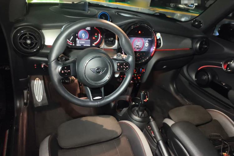 Used MINI JCW 2022 2.0T JOHN COOPER WORKS ALL-IN Center Console