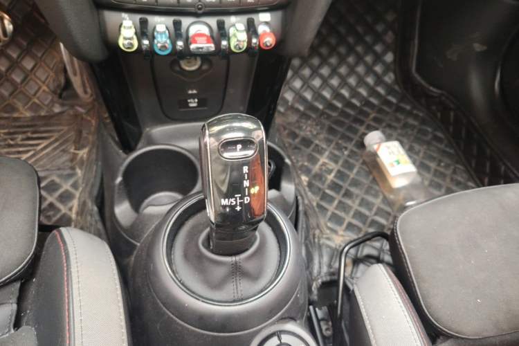 Used MINI JCW 2022 2.0T JOHN COOPER WORKS ALL-IN Gear Lever