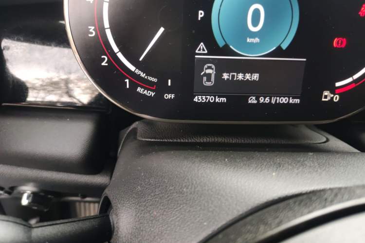 Used MINI JCW 2022 2.0T JOHN COOPER WORKS ALL-IN Odometer Close Up