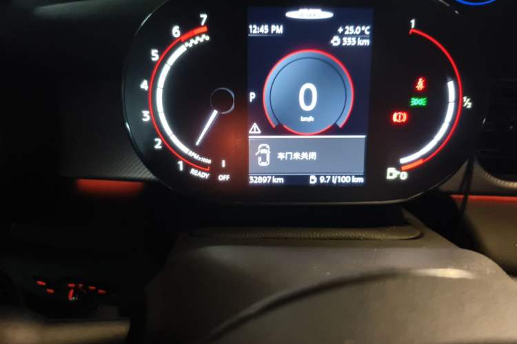 Used MINI JCW 2022 2.0T JOHN COOPER WORKS ALL-IN Odometer Close Up